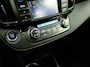 Toyota RAV4 2.0 Executive Business 4WD 152Pk Automaat (NAVIGATIE, CLIMATE, GETINT GLAS, CAMERA, LEDER, ELEK SPORTSTOELEN, STOELVERWARMING, CRUISE, NIEUWSTAAT)