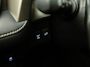 Toyota RAV4 2.0 Executive Business 4WD 152Pk Automaat (NAVIGATIE, CLIMATE, GETINT GLAS, CAMERA, LEDER, ELEK SPORTSTOELEN, STOELVERWARMING, CRUISE, NIEUWSTAAT)