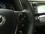 Toyota RAV4 2.0 Executive Business 4WD 152Pk Automaat (NAVIGATIE, CLIMATE, GETINT GLAS, CAMERA, LEDER, ELEK SPORTSTOELEN, STOELVERWARMING, CRUISE, NIEUWSTAAT)