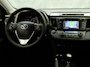 Toyota RAV4 2.0 Executive Business 4WD 152Pk Automaat (NAVIGATIE, CLIMATE, GETINT GLAS, CAMERA, LEDER, ELEK SPORTSTOELEN, STOELVERWARMING, CRUISE, NIEUWSTAAT)