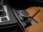 BMW 3-Serie 330e iPerformance Sport 293Pk Automaat (SOH 85,3%, BLACK PACK, GROOT NAVI, BRUIN LEDER, SPORTSTOELEN, CAMERA, GETINT GLAS, FLIPPERS, NIEUWE APK, NIEUWSTAAT)