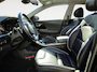 Kia Niro EV e-Niro DynamicPlusLine 64 kWh | Warmtepomp! | Apple Carplay / Android Auto | Navigatiesyteem | Elektrisch Verstelbare Voorstoelen | Bestuurdersstoel + Geheugen | Stoelverwarming + Stoelkoeling | Stuurverwarming | Elektrisch Schuif / Kanteldak | Licht + Regensensor |  Cruise Control Adaptief | Rijstrooksensor + Correctie