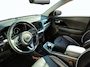 Kia Niro EV e-Niro DynamicPlusLine 64 kWh | Warmtepomp! | Apple Carplay / Android Auto | Navigatiesyteem | Elektrisch Verstelbare Voorstoelen | Bestuurdersstoel + Geheugen | Stoelverwarming + Stoelkoeling | Stuurverwarming | Elektrisch Schuif / Kanteldak | Licht + Regensensor |  Cruise Control Adaptief | Rijstrooksensor + Correctie