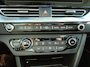 Kia Niro EV e-Niro DynamicPlusLine 64 kWh | Warmtepomp! | Apple Carplay / Android Auto | Navigatiesyteem | Elektrisch Verstelbare Voorstoelen | Bestuurdersstoel + Geheugen | Stoelverwarming + Stoelkoeling | Stuurverwarming | Elektrisch Schuif / Kanteldak | Licht + Regensensor |  Cruise Control Adaptief | Rijstrooksensor + Correctie