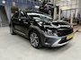 Hyundai Kona 1.6 GDI HEV Premium | Afn trekhaak | Apple carplay/ Android auto| Leder | Stoelverw + Koeling | NAP | Rijklaar prijs!