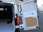 Opel Vivaro-e Electric EV 75 kWh 136pk L3 I SOH 98% | Airconditioning | Navigatie via app | Bijrijdersbank | Onboard lader 11Kw - 3 fase | Geïsoleerde comfort scheidingswand | Surround View pakket