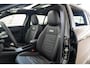 Jeep Avenger Black Edition 54 kWh | Tot 8 Jaar Garantie | Lederen bekleding | Schuif-Kanteldak | Camera | Stoel Massage | Camera | Elektrische Achterklep | Navigatie |