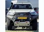 Toyota Hilux 2.8 D-4D 4WD Automaat Invincible | Verhogingsset 2" | Tonneau Cover aluminium | Pro-Forge Upper Control Arms | Ledbar 37" | 2.8L Turbo Diesel Snorkel | Vierwielaandrijving | Trekhaak | RIVAL achterbum