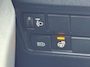 Toyota Yaris 1.5 Hybrid EXECUTIVE PANODAK JBL-AUDIO STOEL/STUURVERW NAVI PARK-SENSOREN CAMERA BLIND SPOT APPLE/ANDROID 17'' LM-VELGEN LEER AD-CRUISE CLIMA