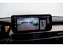Jeep Avenger 1.2 e-Hybrid Black Edition | Tot 8 Jaar Garantie | Winter Pack | Navigatie | Camera | Elektrische Achterklep | Parkeersensoren |
