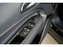 Jeep Avenger 1.2 e-Hybrid Black Edition | Tot 8 Jaar Garantie | Winter Pack | Navigatie | Camera | Elektrische Achterklep | Parkeersensoren |