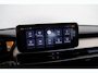 Jeep Avenger 1.2 e-Hybrid Black Edition | Tot 8 Jaar Garantie | Winter Pack | Navigatie | Camera | Elektrische Achterklep | Parkeersensoren |