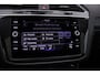 Volkswagen Tiguan R-Line Business+ 1.5 TSI 150pk DSG Automaat Trekhaak, Panoramadak, Black Style, Adaptive cruise control, Navigatie, Achteruitrijcamera, LED koplampen