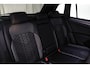 Volkswagen Tiguan R-Line Business+ 1.5 TSI 150pk DSG Automaat Trekhaak, Panoramadak, Black Style, Adaptive cruise control, Navigatie, Achteruitrijcamera, LED koplampen