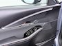 Mazda CX-30 2.0I 187PK MHEV AUT. Trekhaak Adap.Cruise Homura Camera Stoelverwarming Ecc Head-Up Display Navi Apple Carplay/Android Auto e-SkyActiv-X M Homura Dodehoekdetectie Keyless Elek.Achterklep Privacy Glas Lmv Isofix DAB Bluetooth Regen-Lichtsensor 1.300KG Trekgewicht 1e Eigenaar Orig. NLse auto