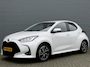 Toyota Yaris 1.5 Hybrid Dynamic | All Season Banden | Navigatie | Camera | Cruise Control | Climate Control | 16 Inch Lichtmetalen Velgen