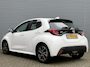 Toyota Yaris 1.5 Hybrid Dynamic | All Season Banden | Navigatie | Camera | Cruise Control | Climate Control | 16 Inch Lichtmetalen Velgen