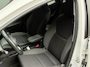 Toyota Yaris 1.5 Hybrid Dynamic | All Season Banden | Navigatie | Camera | Cruise Control | Climate Control | 16 Inch Lichtmetalen Velgen