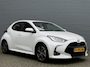 Toyota Yaris 1.5 Hybrid Dynamic | All Season Banden | Navigatie | Camera | Cruise Control | Climate Control | 16 Inch Lichtmetalen Velgen