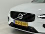 Volvo S60 2.0 Recharge T6 AWD R-Design DEALER ONDERHOUDEN | ALL-SEASON BANDEN | ACHTERUITRIJCAMERA | STOEL-/STUURVERWARMING | ELEKTR. STOELVERSTELLING MET MEMORY | HARMAN KARDON AUDIOSYSTEEM |