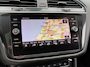Volkswagen Tiguan Allspace 1.4 TSI Highline 7p. *Automaat*Navi*Schuif/kanteldak*Climate Control*Trekhaak*Stoelverwarming*Lederen bekleding*Parkeerhulp*Elekt. Achterklep*Vol opties!