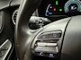Hyundai Kona Electric EV Comfort 64 kWh 3-Fase SOH 96,2% | Warmtepomp | Camera | Carplay&Android