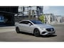 Mercedes-Benz EQE 300 Business Line 89 kWh | Panoramadak | Achteruitrijcamera | Sfeerverlichting | Stoelverwarming | 19 inch | Draadloos laden telefoon | Apple Carplay |