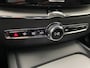 Volvo XC60 2.0 T8 Plug-in hybrid AWD Plus Black Edition | Pano dak | Apple carplay | BLISS | Leer | Sportinterieur | Stoelverw. v+a | El. achterklep
