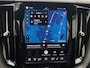 Volvo XC60 2.0 T8 Plug-in hybrid AWD Plus Black Edition | Pano dak | Apple carplay | BLISS | Leer | Sportinterieur | Stoelverw. v+a | El. achterklep