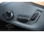 Volvo XC60 T6 Plug-in hybrid AWD Ultimate Bright | Luchtvering | Harman Kardon Premium Audio | Nappa Lederen Bekleding | Semi-Electrische Wegklapbare Trekhaak | 1ste eigenaar | Google Infotainment | Massage functie in voorstoelen | 360° Parkeercamera | Parkeersensoren voor + achter
