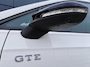 Volkswagen Golf 1.5 eHybrid GTE | Incl. 12 maanden garantie | SOH 99% | 360 ° camera | Adaptieve cruise control | Apple carplay/Android auto | Head-up display | Stoel/stuurverwarming | Climate control | Keyless entry/start | IQ.Lights | Parkeersensoren voor en achter | Sfeerverlichting |