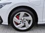 Volkswagen Golf 1.5 eHybrid GTE | Incl. 12 maanden garantie | SOH 99% | 360 ° camera | Adaptieve cruise control | Apple carplay/Android auto | Head-up display | Stoel/stuurverwarming | Climate control | Keyless entry/start | IQ.Lights | Parkeersensoren voor en achter | Sfeerverlichting |