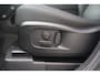 Land Rover Defender 110 2.0 P300e 110 X-Dynamic SE Stoel+stuurverw I Elek Trekhaak I 360 Camera