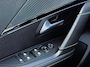 Peugeot 208 1.2 Hybrid 145 e-DCS6 GT Nieuw binnen! | Super Uitstraling! | 360° Camera | Navigatie | 17'' LMV | Leder/Stof | Clima | Cruise | | Achteruitrijcamera | Binnenspiegel automatisch dimmend | Bluetooth telefoonvoorbereiding