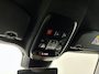 Jeep Avenger 1.2 e-Hybrid Black Edition | VOORRAADVOORDEEL | Camera | Sensoren V+A | Elektrische Kofferklep | JBL | Stoelverwarming | Navi | Cruise Control Adaptief | 2+6 JAAR GARANTIE