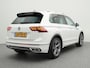 Volkswagen Tiguan R-Line 1.5 TSI 150 PK DSG | LED Matrix IQ | DCC | Panoramadak | Trekhaak | Achteruitrijcamera | Side Assist |