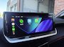 Peugeot 208 GT 1.2 Hybrid 145pk e-DCS6 | DODEHOEKBEW. | ADAPTIVE CRUISE | 360° CAMERA | KEYLESS ENTRY | ISOFIX | LEDER/STOF | 3D i-COCKPIT® | NAVI | DRAADLOOS APPLE CARPLAY / ANDROID AUTO |