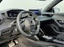 Peugeot 2008 1.2 Hybrid 145 GT | Stoelverwarming | Camera | Adaptieve Cruise Control | Trekhaak | Apple Carplay/Android Auto