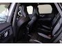 Volvo XC60 T6 Recharge AWD Plus Black Edition - Panorama/schuifdak - IntelliSafe Assist & Surround - Harman/Kardon audio - 360º Camera - Verwarmde voorstoelen, stuur & achterbank - Parkeersensoren voor & achter - Elektr. bedienb. voorstoelen met geheugen - Head up display - Draadloze tel. lader - Extra getint glas - 21' LMV