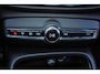 Volvo EX40 Single Motor Extended Range Ultra Europa 82 kWh Panorama/schuifdak - IntelliSafe Assist & Surround - 360º Camera - Harman/Kardon audio - Verwarmde voorstoelen, stuur & achterbank - Parkeersensoren voor & achter - Elektr. bedienb. voorstoelen met geheugen links - Draadloze tel. lader - Warmtepomp - 20' LMV