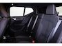Volvo EX40 Single Motor Extended Range Ultra Europa 82 kWh Panorama/schuifdak - IntelliSafe Assist & Surround - 360º Camera - Harman/Kardon audio - Verwarmde voorstoelen, stuur & achterbank - Parkeersensoren voor & achter - Elektr. bedienb. voorstoelen met geheugen links - Draadloze tel. lader - Warmtepomp - 20' LMV