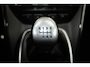 Ford Kuga 1.5-150pk EcoBoost ST-Line. Nette goed onderhouden wagen voor nog jaren rijplezier ! Trekgewicht 2.000kg ! Autm. airco dual, cruise control, stoel-, stuur- en voorraamverw., LM wielen, r/cd, navigatie, telefoonvoorb., pdc v+a etc.