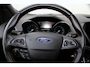 Ford Kuga 1.5-150pk EcoBoost ST-Line. Nette goed onderhouden wagen voor nog jaren rijplezier ! Trekgewicht 2.000kg ! Autm. airco dual, cruise control, stoel-, stuur- en voorraamverw., LM wielen, r/cd, navigatie, telefoonvoorb., pdc v+a etc.