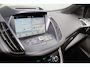 Ford Kuga 1.5-150pk EcoBoost ST-Line. Nette goed onderhouden wagen voor nog jaren rijplezier ! Trekgewicht 2.000kg ! Autm. airco dual, cruise control, stoel-, stuur- en voorraamverw., LM wielen, r/cd, navigatie, telefoonvoorb., pdc v+a etc.