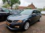 Skoda Octavia Combi 1.0 TSI Greentech Clever Edition. Dealer onderhouden. O.a. stoelverwarming, carplay, pdc, navi, trekhaak!