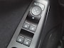 Ford Fiesta 1.0 EcoBoost Hybrid Titanium / Navigatie via Apple Carplay of Android Auto / Stuur- Stoel & Voorruitverwarming / Cruise control / Keyless Entry/Start / Climate control / Parkeersensoren achter /