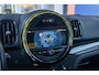 MINI Countryman 1.5 One Chili | Camera | Cruise control adaptief | Haed-up | Stoelverwarming | Navigatie | | Achteruitrijcamera | Cruise control adaptief met Stop&Go | Extra getint glas