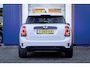 MINI Countryman 1.5 One Chili | Camera | Cruise control adaptief | Haed-up | Stoelverwarming | Navigatie | | Achteruitrijcamera | Cruise control adaptief met Stop&Go | Extra getint glas