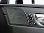 Volvo XC60 T6 Plug-in hybrid AWD Ultra Dark | Panoramadak | 360° camera | Harman Kardon | Luchtvering | Head-up display | Stoel- en stuurverwarming | Trekhaak