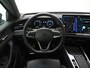 Volkswagen Passat Variant 1.5 eHybrid R-Line Black | 5 Jaar Garantie | Leder | Stoelventilatie | Trekhaak | Massage | 360 | HUD | Keyless